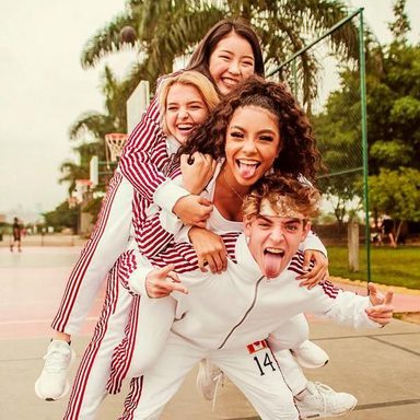Now United photo 179