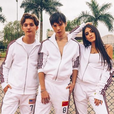Now United photo 175