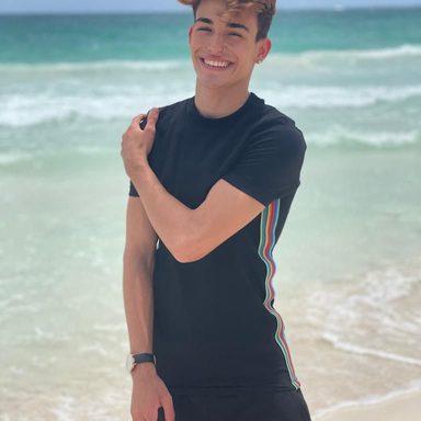 Now United photo 48