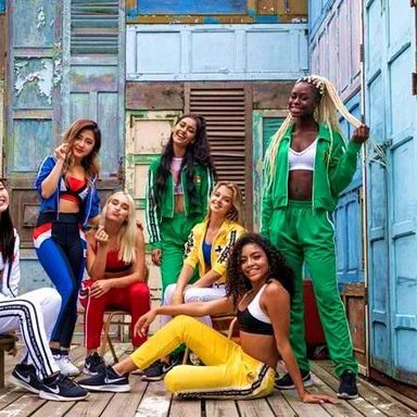 Now United photo 171