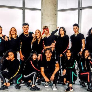Now United photo 110
