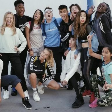 Now United photo 128