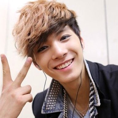 NU'EST photo 133