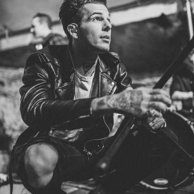 The Neighbourhood