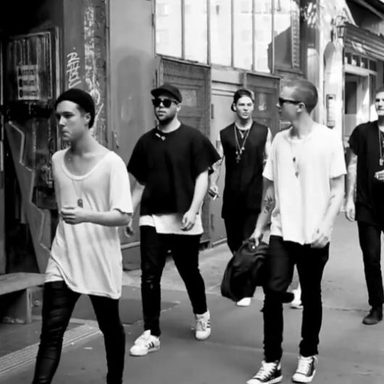 The Neighbourhood photo 54