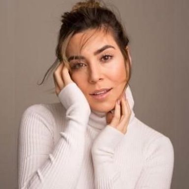 Naiara Azevedo photo 9