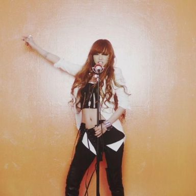 Namie Amuro photo 10