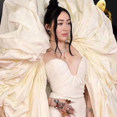 Noah Cyrus photo 13