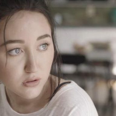 Noah Cyrus photo 28