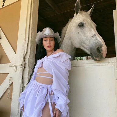 Noah Cyrus photo 14
