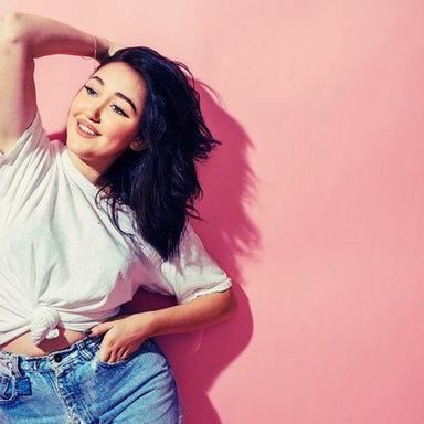 Noah Cyrus photo 26