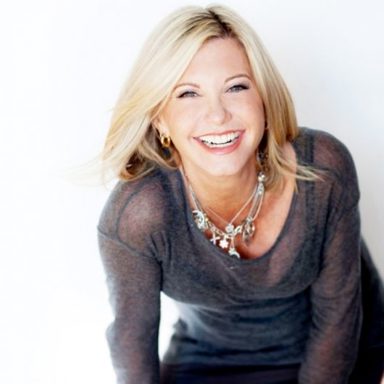 olivia newton photo 10