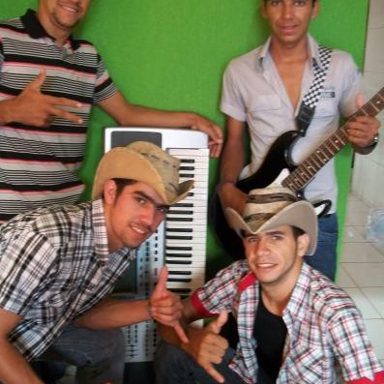 Os Mannuz do Forró