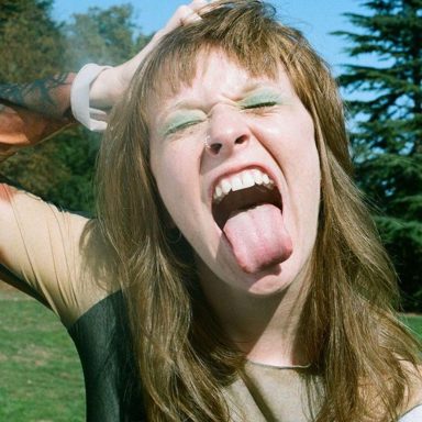 Orla Gartland photo 9