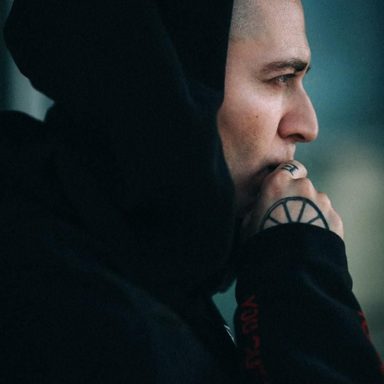 Oxxxymiron
