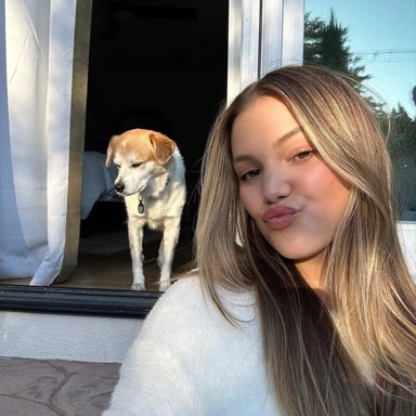 Olivia Holt photo 9