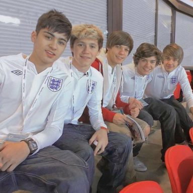 One Direction photo 10
