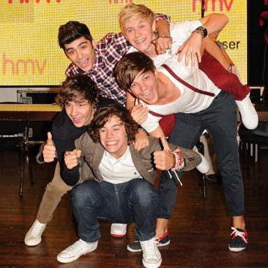 One Direction photo 19