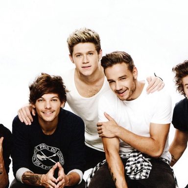 One Direction photo 11