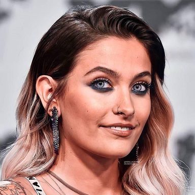 Paris Jackson photo 16