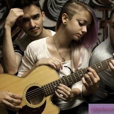 Paula Landucci photo 16