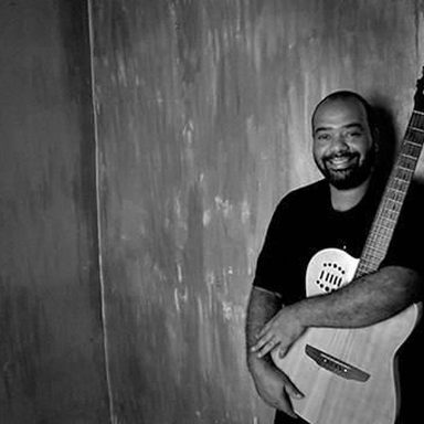 Paulo Flores