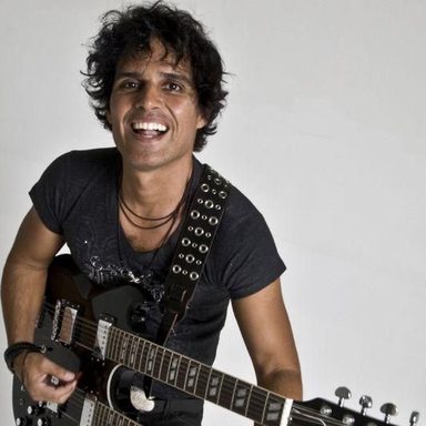 Pedro Suárez-Vértiz