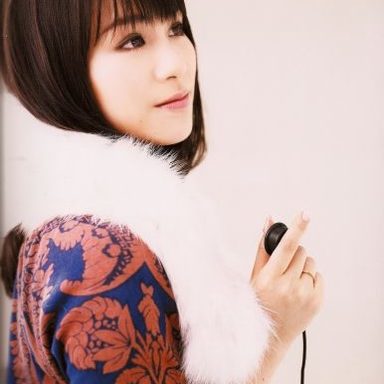 Perfume photo 77