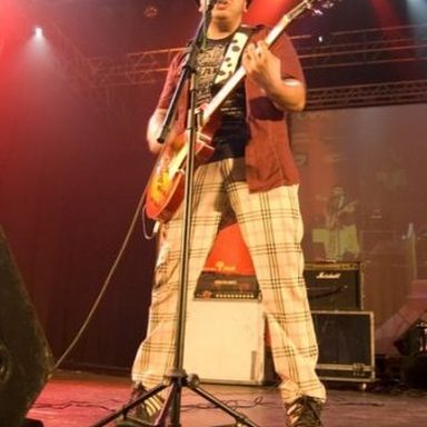 Phone Trio