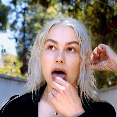 Phoebe Bridgers photo 39