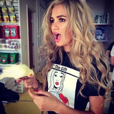 Pia Mia photo 11
