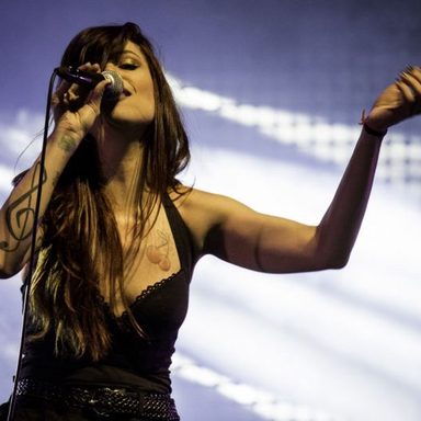 Pitty photo 19