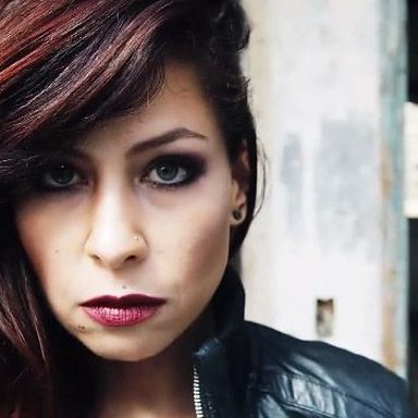 Pitty photo 23