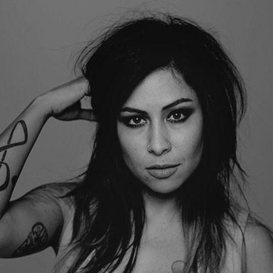 Pitty photo 12