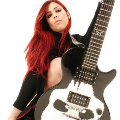 Pitty photo 53