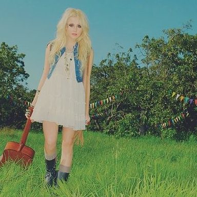 Pixie Lott photo 42
