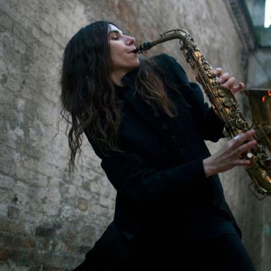 PJ Harvey photo 10