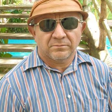 Poeta J Sousa