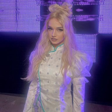Poppy photo 16