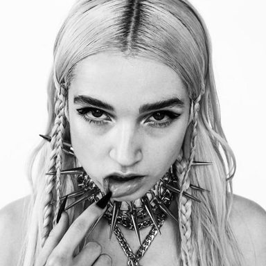 Poppy photo 37