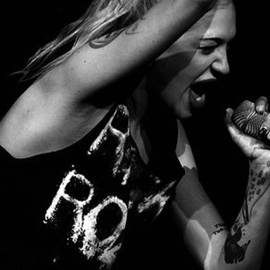 Porcelain Black photo 21
