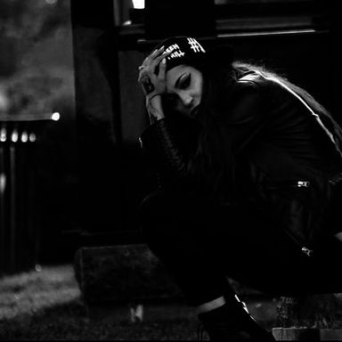 Porcelain Black photo 20