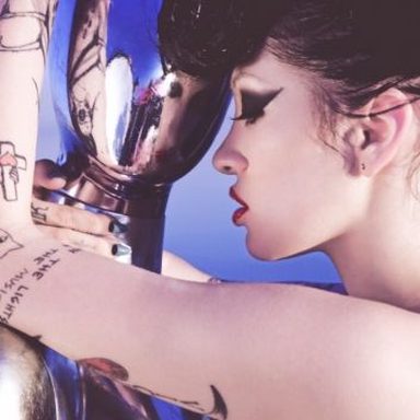 Porcelain Black photo 16
