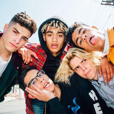 PRETTYMUCH photo 67