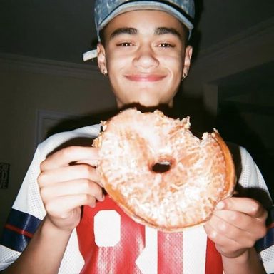 PRETTYMUCH photo 21