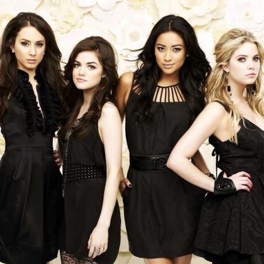 Pretty Little Liars photo 53