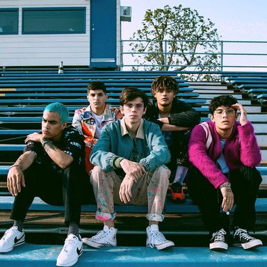 PRETTYMUCH photo 45