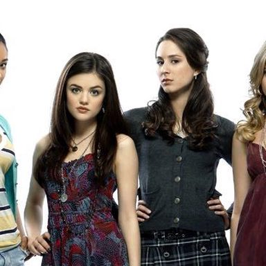 Pretty Little Liars photo 40