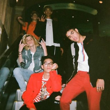 PRETTYMUCH photo 64