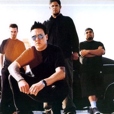 Papa Roach photo 59